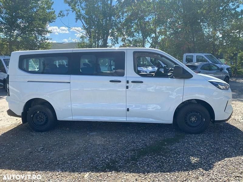 Nouă Ford Transit Custom 136 CP (100 kW) 2025 Culoarealb Monovolum