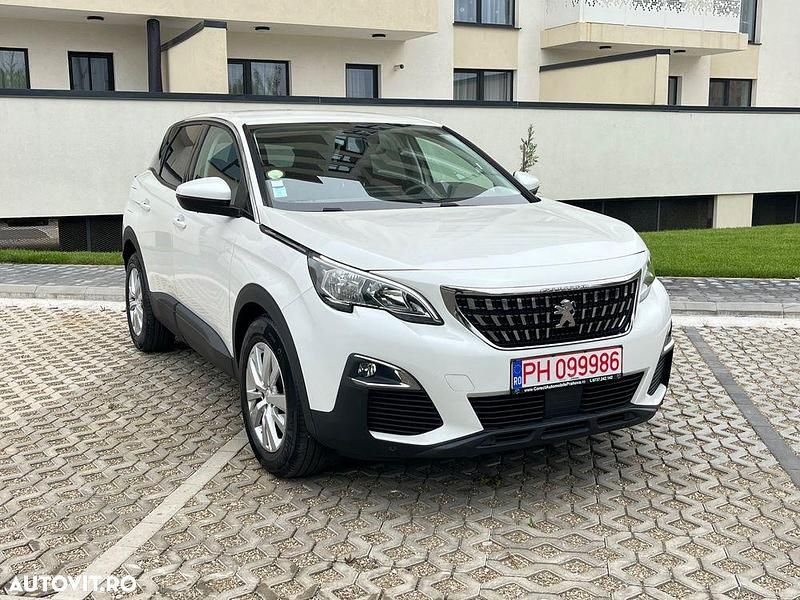 Alb Utilizat 2019 Peugeot 3008 SUV | 12.150 EUR (Preț bun) - Imagine 1/4