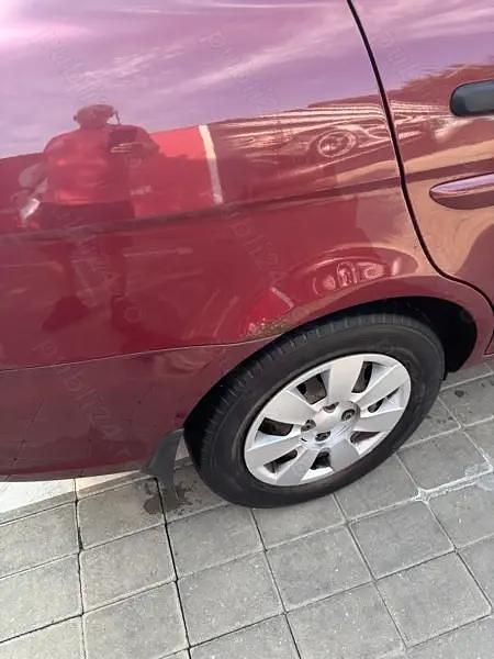 Rosu Utilizat 2007 Hyundai Accent Berlinǎ | 10.000 EUR - Imagine 1/4