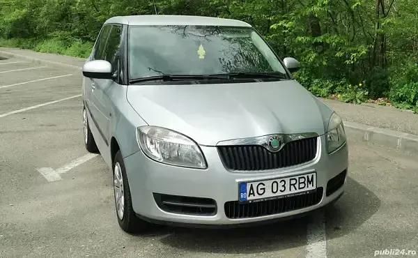 Utilizat 2009 Skoda Fabia Hatchback | 1.890 EUR (Preț bun) - Imagine 1/4