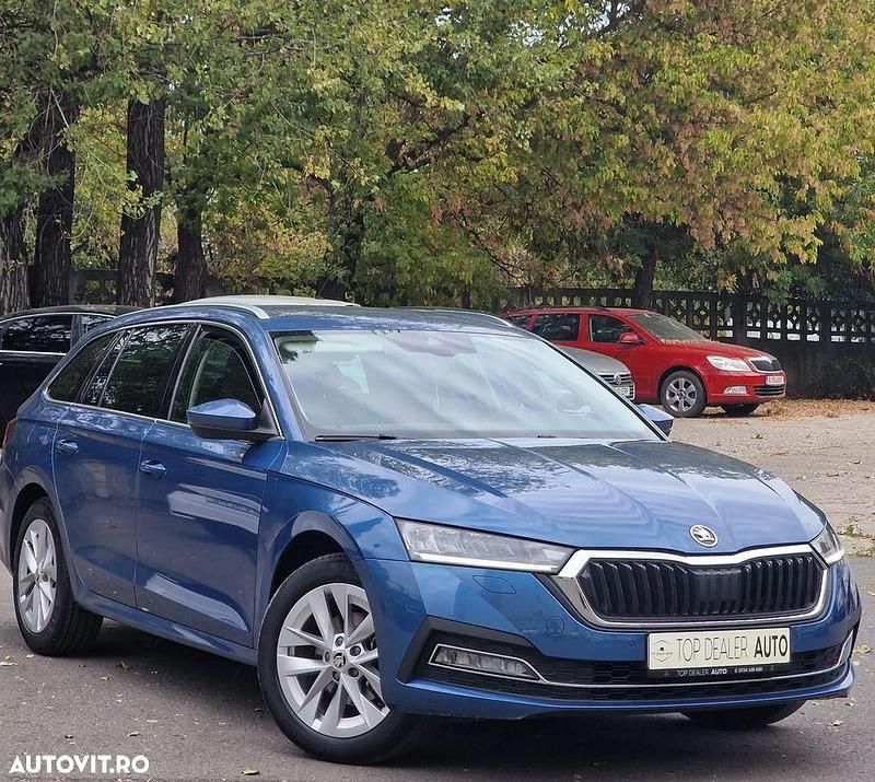 Culoarealbastru Utilizat 2021 Skoda Octavia First Edition Break | 12.950 EUR (Preț OK) - Imagine 1/4