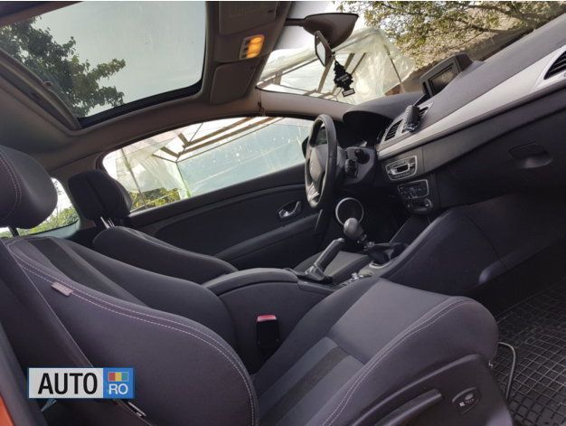 Second-hand Renault Mégane Coupé 140 CP (102 kW) 2010 Coupe