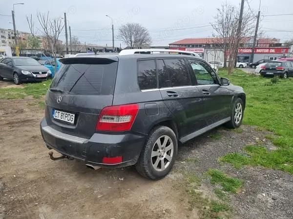 Utilizat 2011 Mercedes GLK220 SUV | 7.350 EUR (Super Preț) - Imagine 1/4
