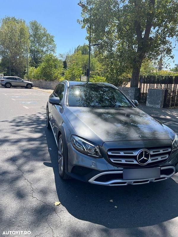 Culoaregri Utilizat 2019 Mercedes E400 Break | 28.500 EUR - Imagine 1/4