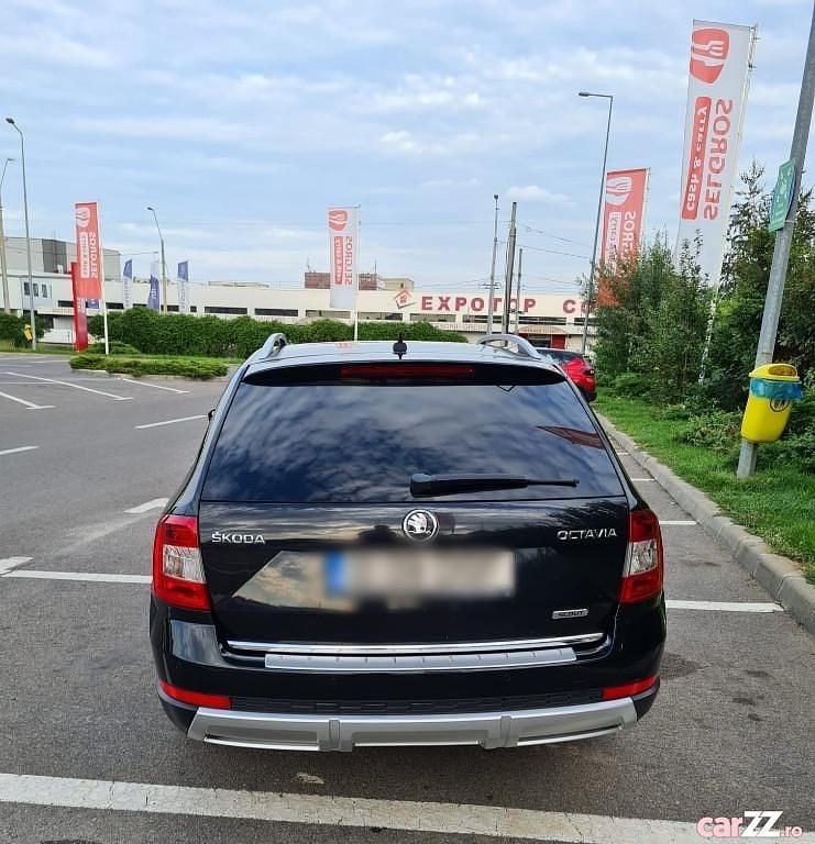 Second-hand Skoda Octavia Scout Scout 4x4 150 CP (110 kW) 2016 Negru Break