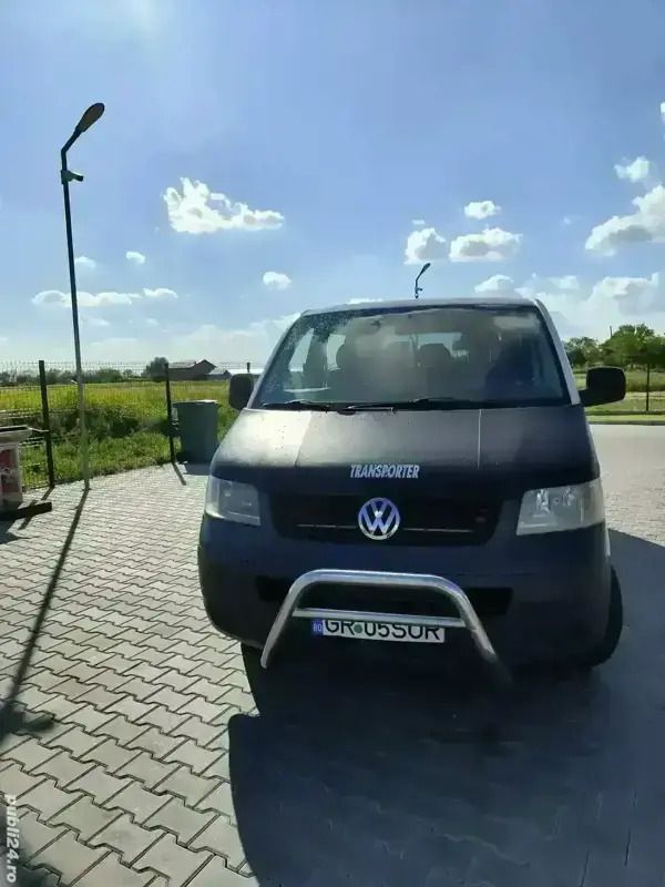 Alb Utilizat 2006 VW T5 Van | 5.990 EUR (Preț OK) - Imagine 1/4