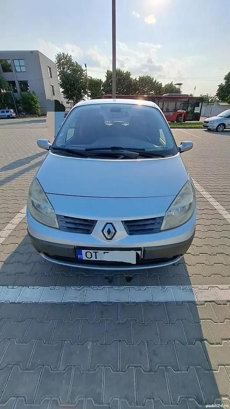 Utilizat 2005 Renault Scénic II Monovolum | 1.750 EUR (Super Preț) - Imagine 1/4