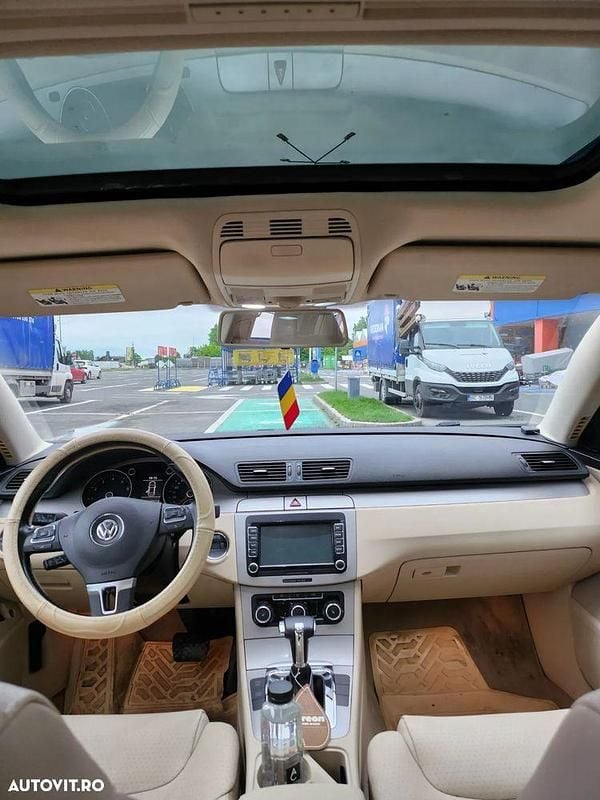 Second-hand VW Passat 200 CP (147 kW) 2010 Culoaremaro Berlinǎ