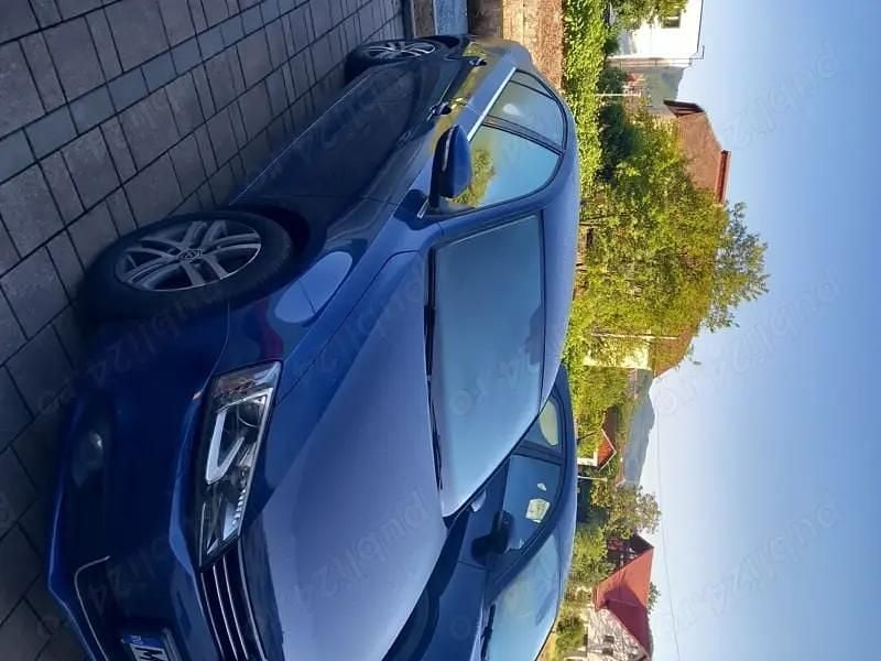 Second-hand VW Jetta Highline 140 CP (102 kW) 2014 Berlinǎ