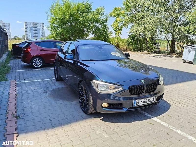 Culoarealbastru Utilizat 2012 BMW 116 Sport Line Hatchback | 9.900 EUR (Scump) - Imagine 1/4
