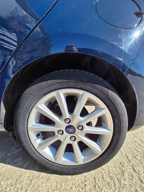 Albastru Utilizat 2018 Ford Fiesta Hatchback | 11.000 EUR (Puțin scump) - Imagine 1/4