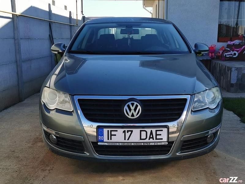 Second-hand VW Passat 140 CP (102 kW) 2009 Gri Berlinǎ