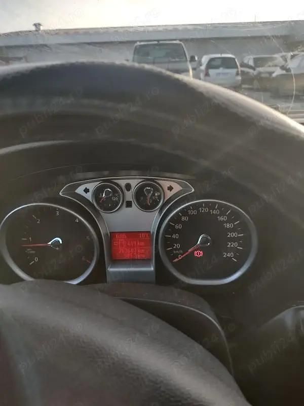 Second-hand Ford Focus 109 CP (80 kW) 2010 Gri Berlinǎ