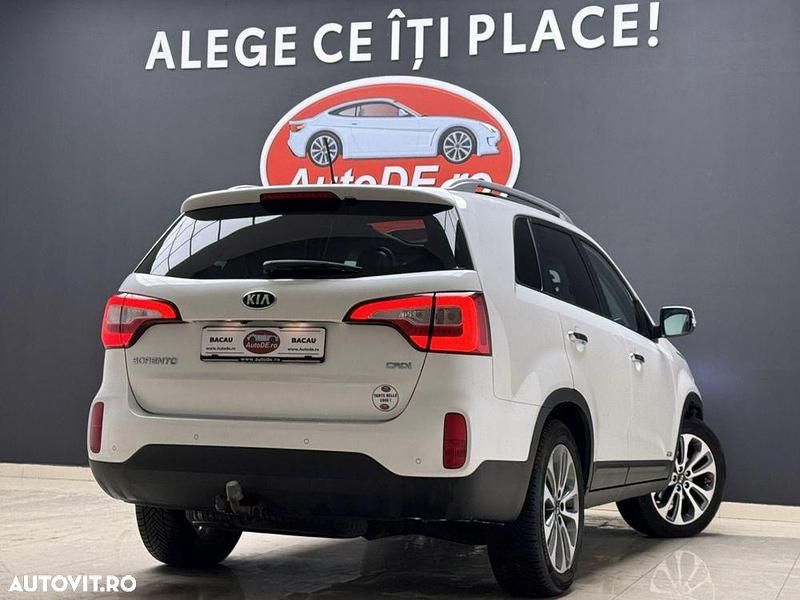 Second-hand Kia Sorento 197 CP (144 kW) 2014 Culoarealb SUV