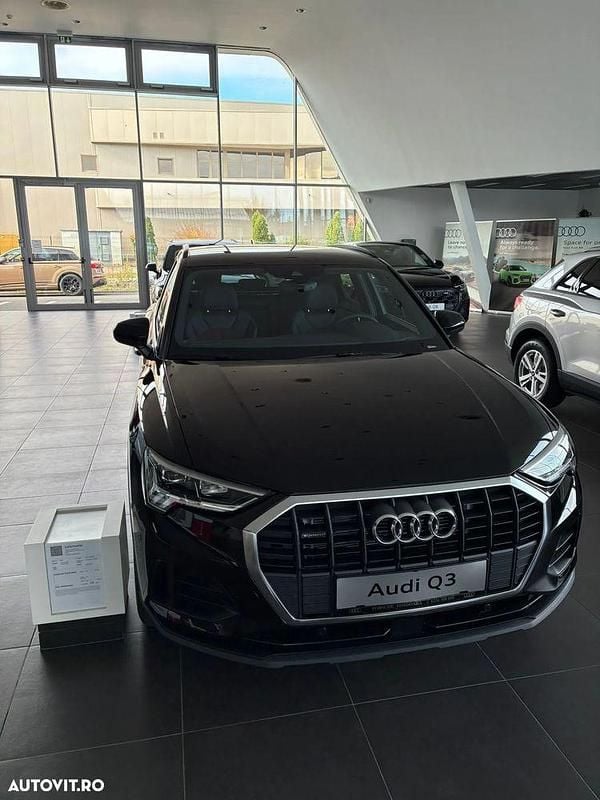 Culoarenegru Nouă 2025 Audi Q3 S-Line SUV | 45.500 EUR - Imagine 1/4