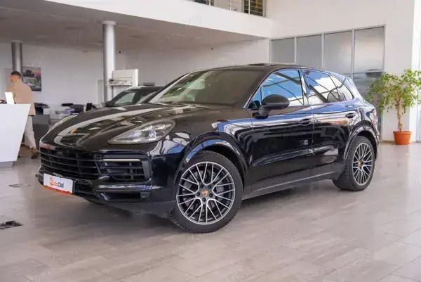 Second-hand Porsche Cayenne 440 CP (323 kW) 2019 Negru SUV