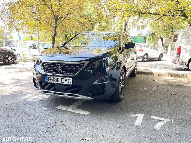 Second-hand Peugeot 5008 GT-line 120 CP (88 kW) 2017 Culoarenegru Monovolum