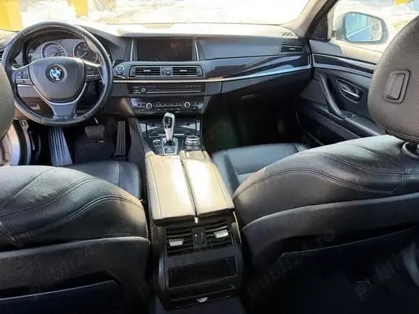 Second-hand BMW 520 190 CP (139 kW) 2015 Berlinǎ