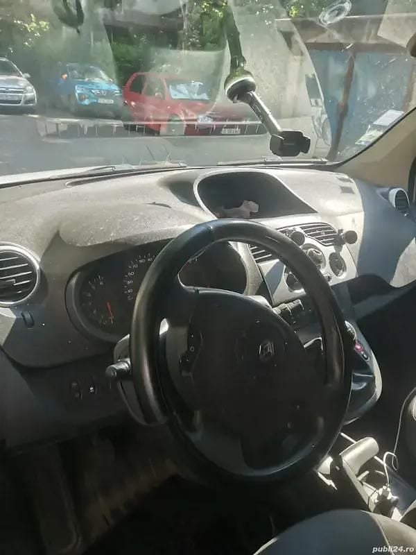 Second-hand Renault Kangoo 110 CP (80 kW) 2013 Monovolum