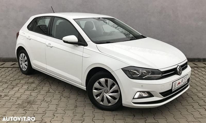 Second-hand VW Polo Comfortline 95 CP (69 kW) 2020 Culoarealb Hatchback