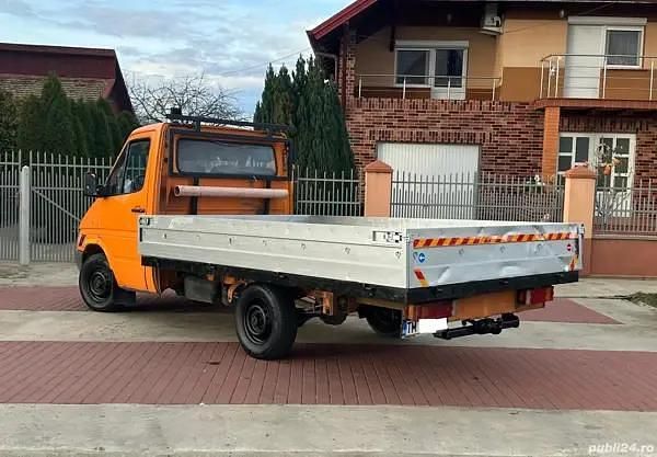 Second-hand Mercedes Sprinter 150 CP (110 kW) 2005 Van