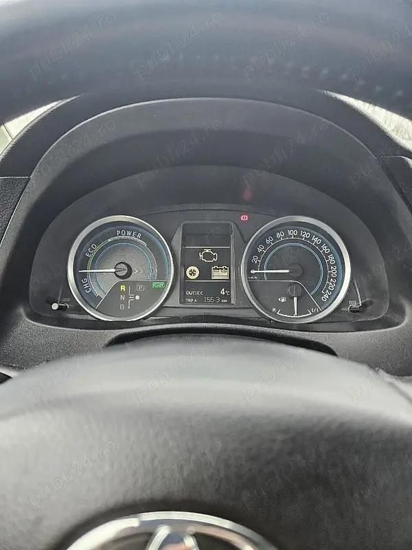 Second-hand Toyota Auris Hybrid 98 CP (72 kW) 2013 Break