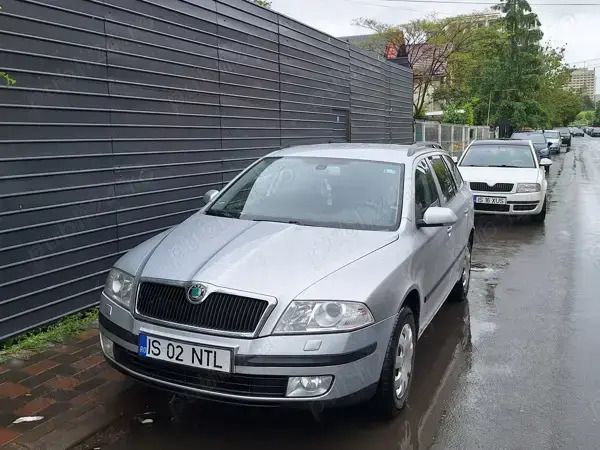 Utilizat 2008 Skoda Octavia Break | 2.100 EUR (Preț bun) - Imagine 1/4