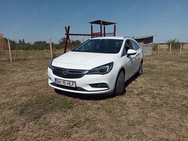 Second-hand Opel Astra 110 CP (80 kW) 2016 Alb Break