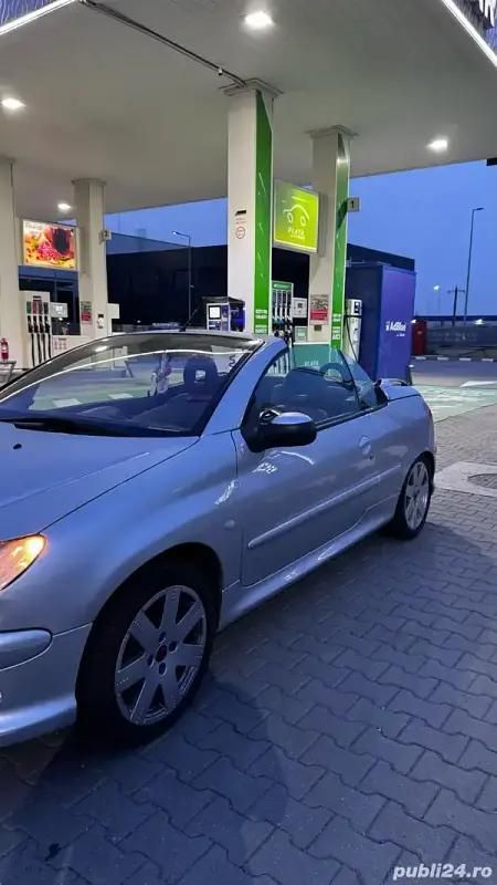 Utilizat 2004 Peugeot 206 CC Cabrio | 4.300 EUR - Imagine 1/4