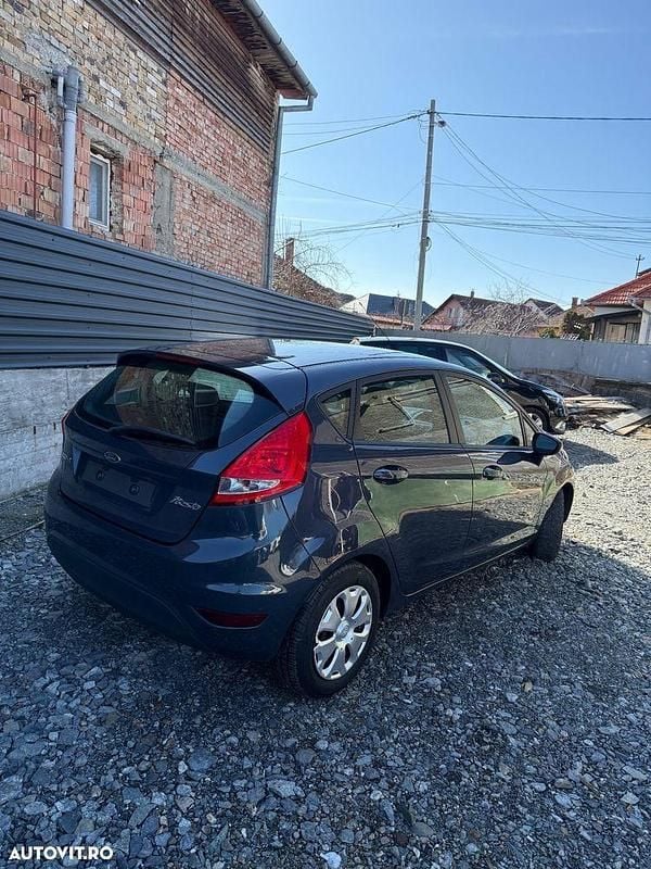 Second-hand Ford Fiesta Trend 95 CP (69 kW) 2011 Culoaregri Hatchback