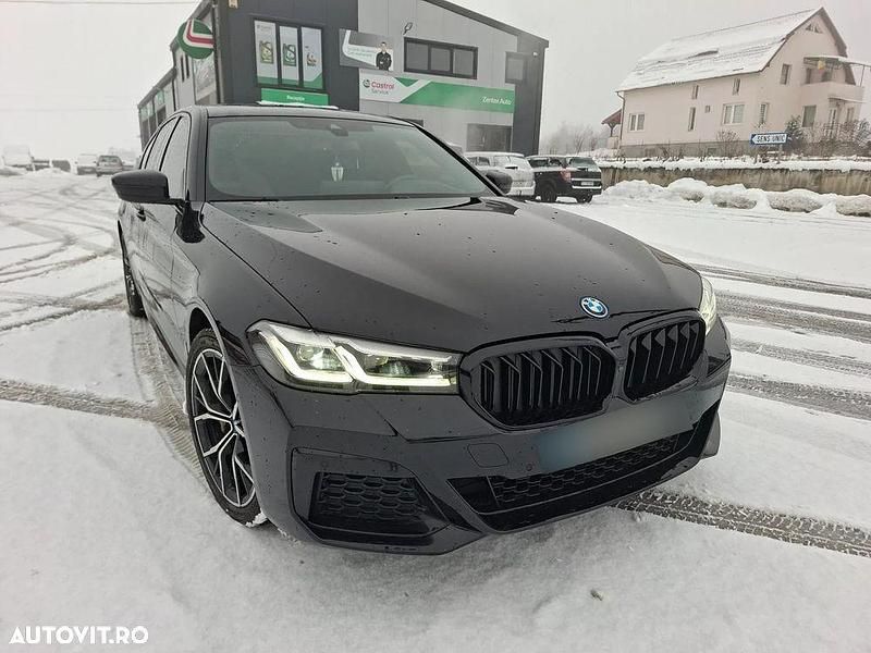 Culoarenegru Second-hand 2022 BMW 520 Comfort Edition Berlinǎ | 28.500 EUR (Preț bun) - Imagine 1/4