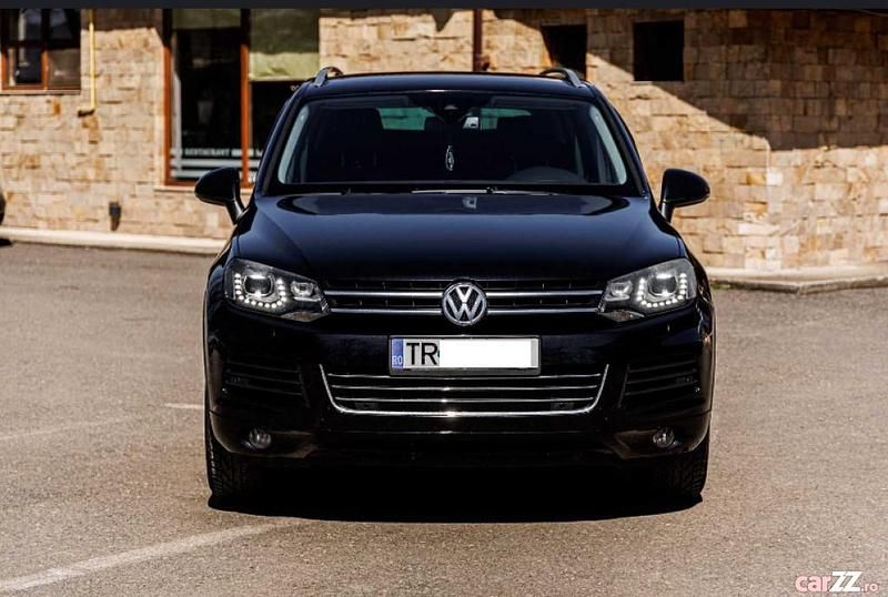 Negru Utilizat 2012 VW Touareg SUV | 12.500 EUR (Preț OK) - Imagine 1/4