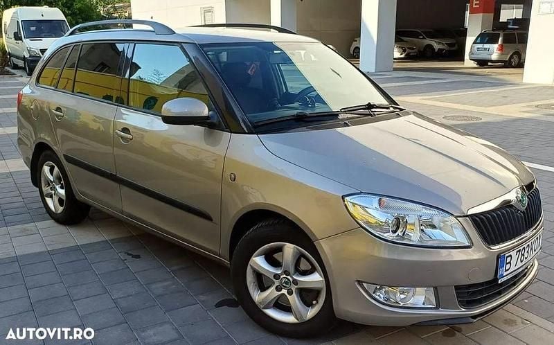 Culoarebej Utilizat 2011 Skoda Fabia Ambiente Break | 4.600 EUR (Preț OK) - Imagine 1/4