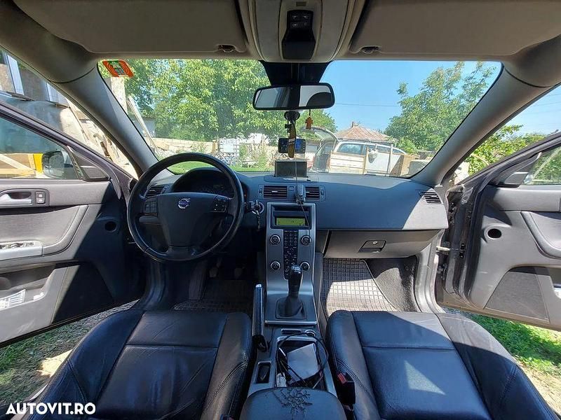 Culoaregri Utilizat 2009 Volvo V50 Break | 3.000 EUR (Scump) - Imagine 1/4