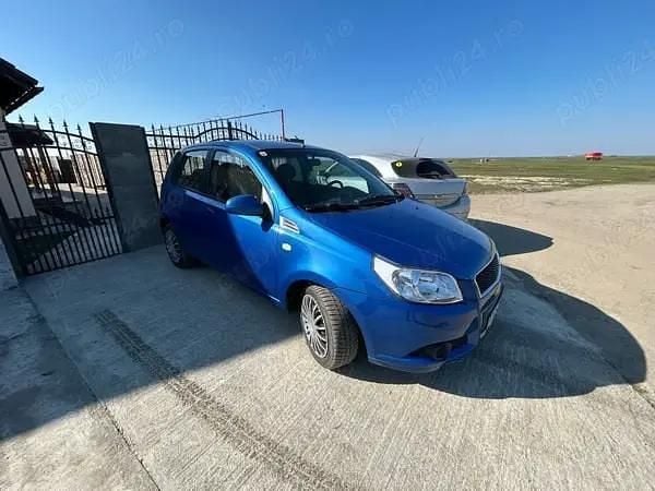 Second-hand Chevrolet Aveo 84 CP (61 kW) 2009 Albastru Hatchback