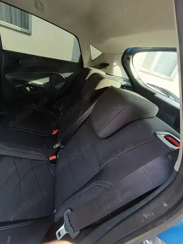 Utilizat 2009 Ford Fiesta Hatchback | 2.700 EUR (Preț OK) - Imagine 1/4