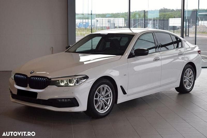 Culoarealb Utilizat 2018 BMW 520 M Sport Berlinǎ | 21.000 EUR (Preț bun) - Imagine 1/4