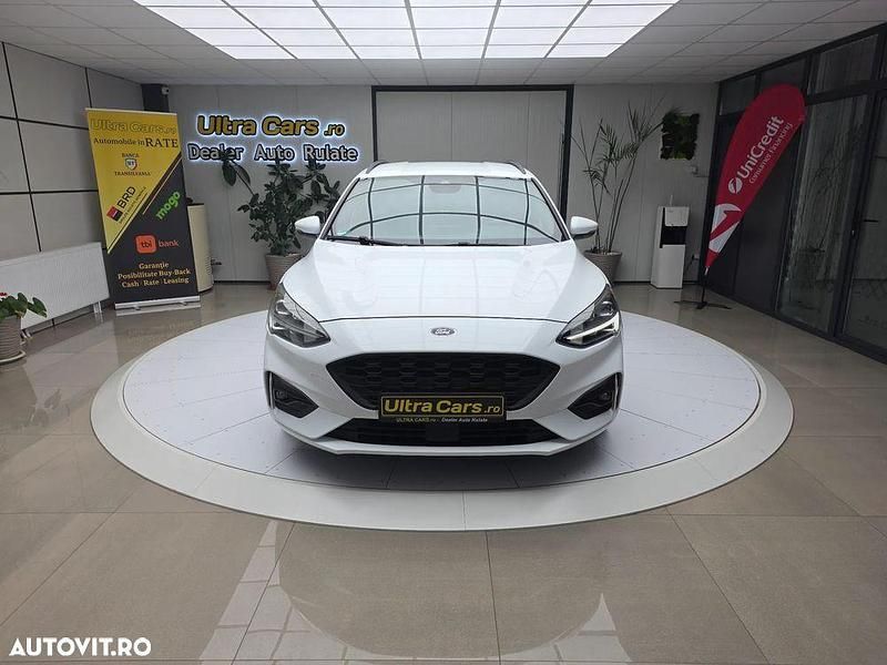Second-hand Ford Focus 150 CP (110 kW) 2018 Culoarealb Break