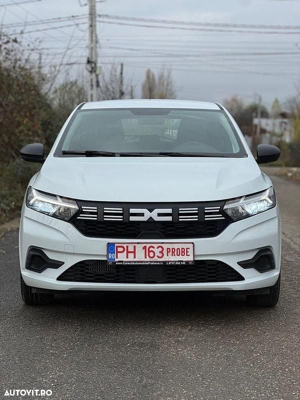 Culoarealb Utilizat 2024 Dacia Sandero | 12.900 EUR (Preț OK) - Imagine 1/4