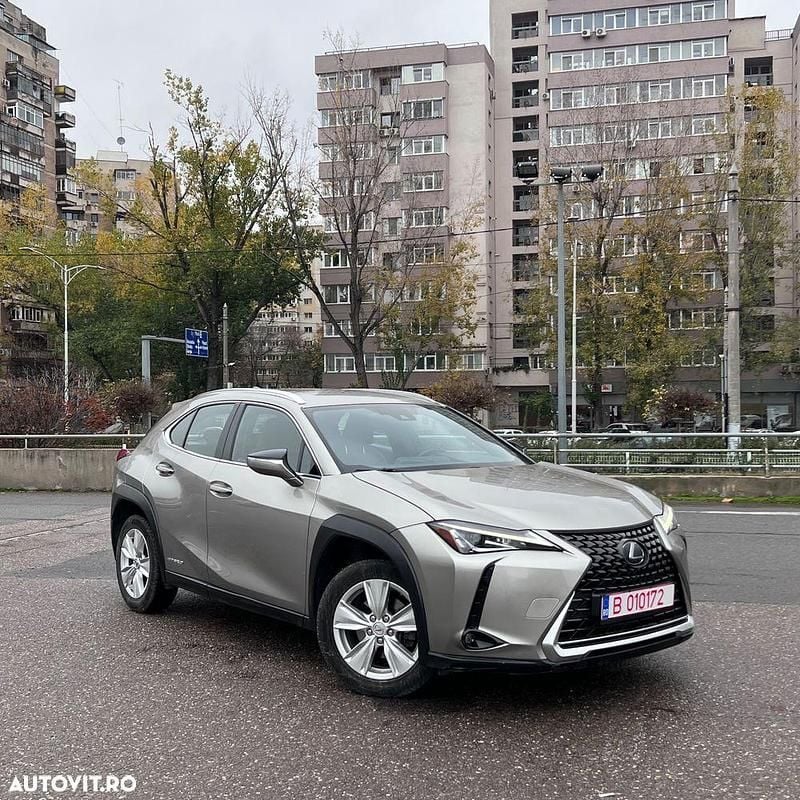 Culoareargint Utilizat 2020 Lexus UX 250h Business Edition SUV | 19.500 EUR (Preț OK) - Imagine 1/4