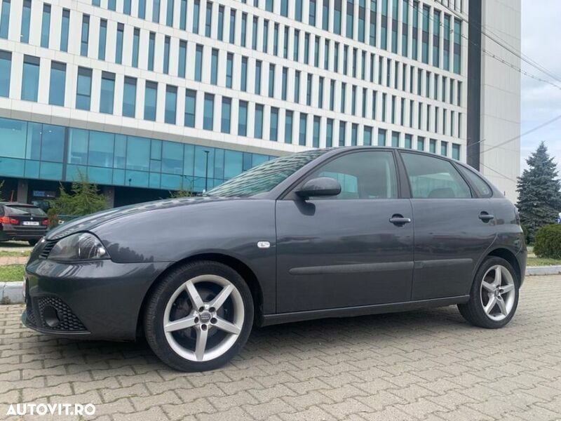 Gri Utilizat 2007 Seat Ibiza Berlinǎ | 2.250 EUR - Imagine 1/4