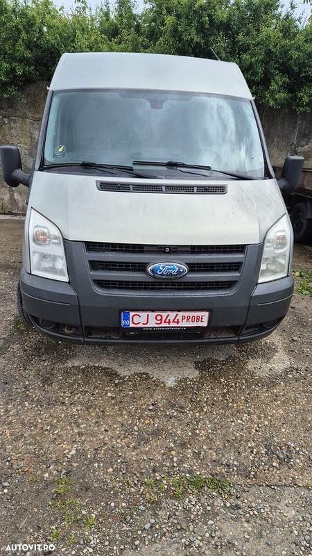 Argint Utilizat 2011 Ford Transit Basis Monovolum | 5.900 EUR (Preț OK) - Imagine 1/4