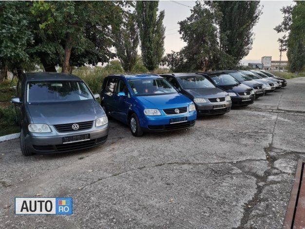 Gri Utilizat 2004 VW Touran Monovolum | 2.799 EUR (Preț OK) - Imagine 1/4