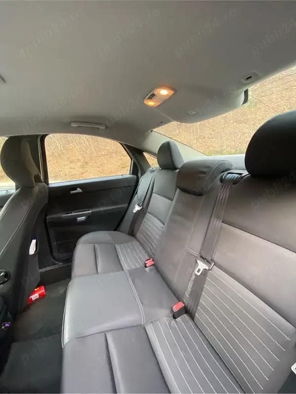 Second-hand Volvo S40 110 CP (80 kW) 2007 Berlinǎ