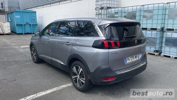 Second-hand Peugeot 5008 Allure 130 CP (95 kW) 2019 Gri Monovolum