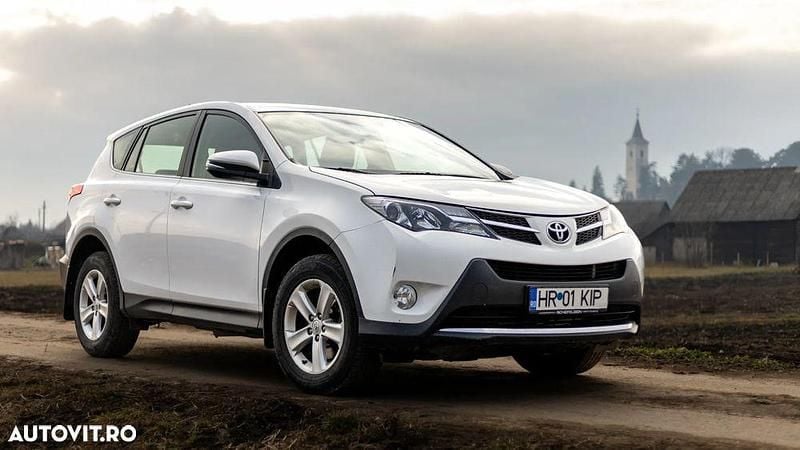 Culoarealb Second-hand 2014 Toyota RAV4 Comfort SUV | 11.900 EUR (Puțin scump) - Imagine 1/4