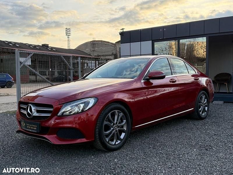 Second-hand Mercedes C200 Avantgarde 184 CP (135 kW) 2018 Culoarerosu Berlinǎ