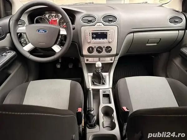 Second-hand Ford Focus 109 CP (80 kW) 2010 Rosu Break