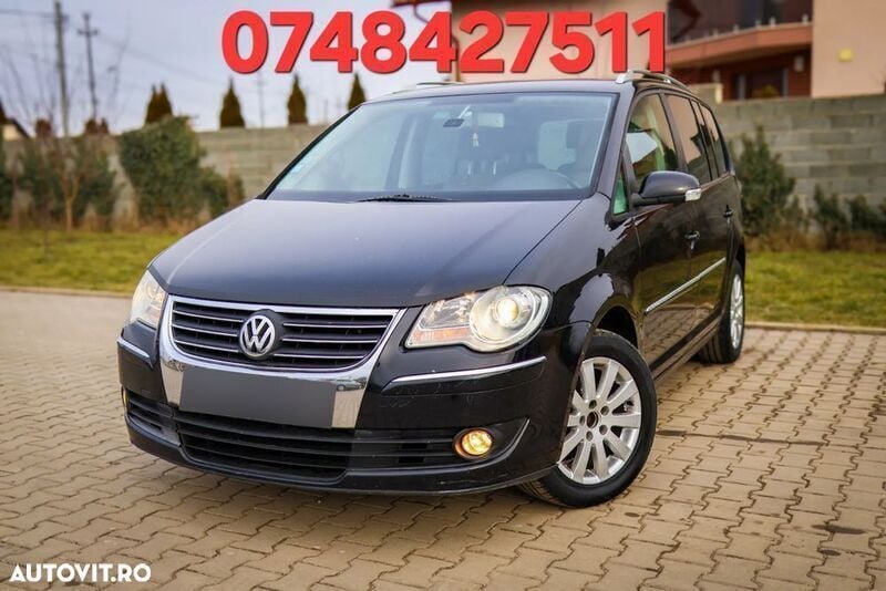 Negru Utilizat 2008 VW Touran Monovolum | 2.950 EUR (Preț bun) - Imagine 1/4