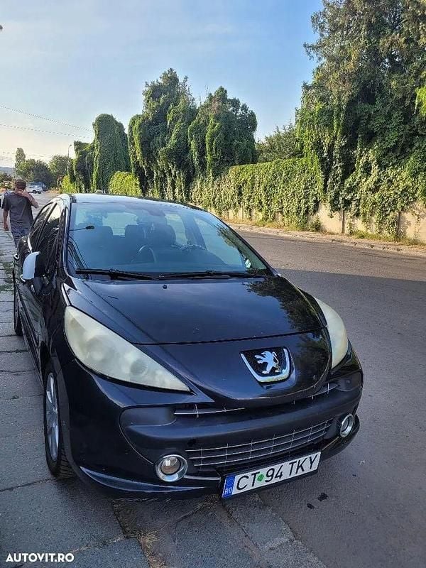 Culoarenegru Utilizat 2007 Peugeot 207 Sport Hatchback | 1.299 EUR (Super Preț) - Imagine 1/4